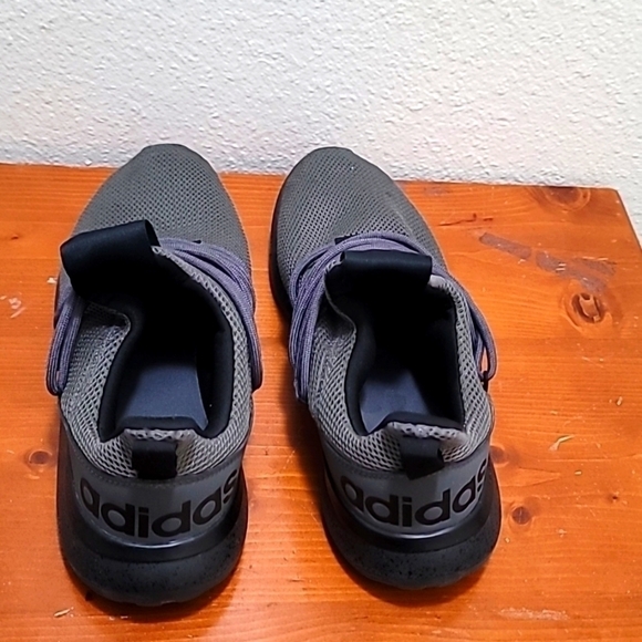 ADIDAS MEN'S LACELESS GRAY RUNNING ATHLETIC SNEAKERS SIZE 13 - Picture 6 of 10